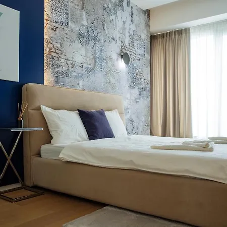 Apartamento Luxury Living: Spectacular Views & Modern Elegance Bucarest